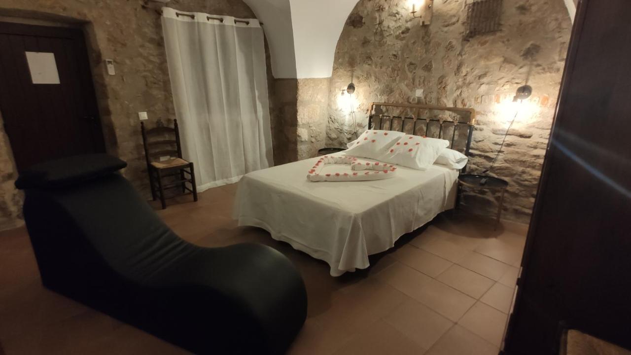 Apartamentos Rurales La Casa De Luis Santa Cruz de la Sierra Exteriör bild